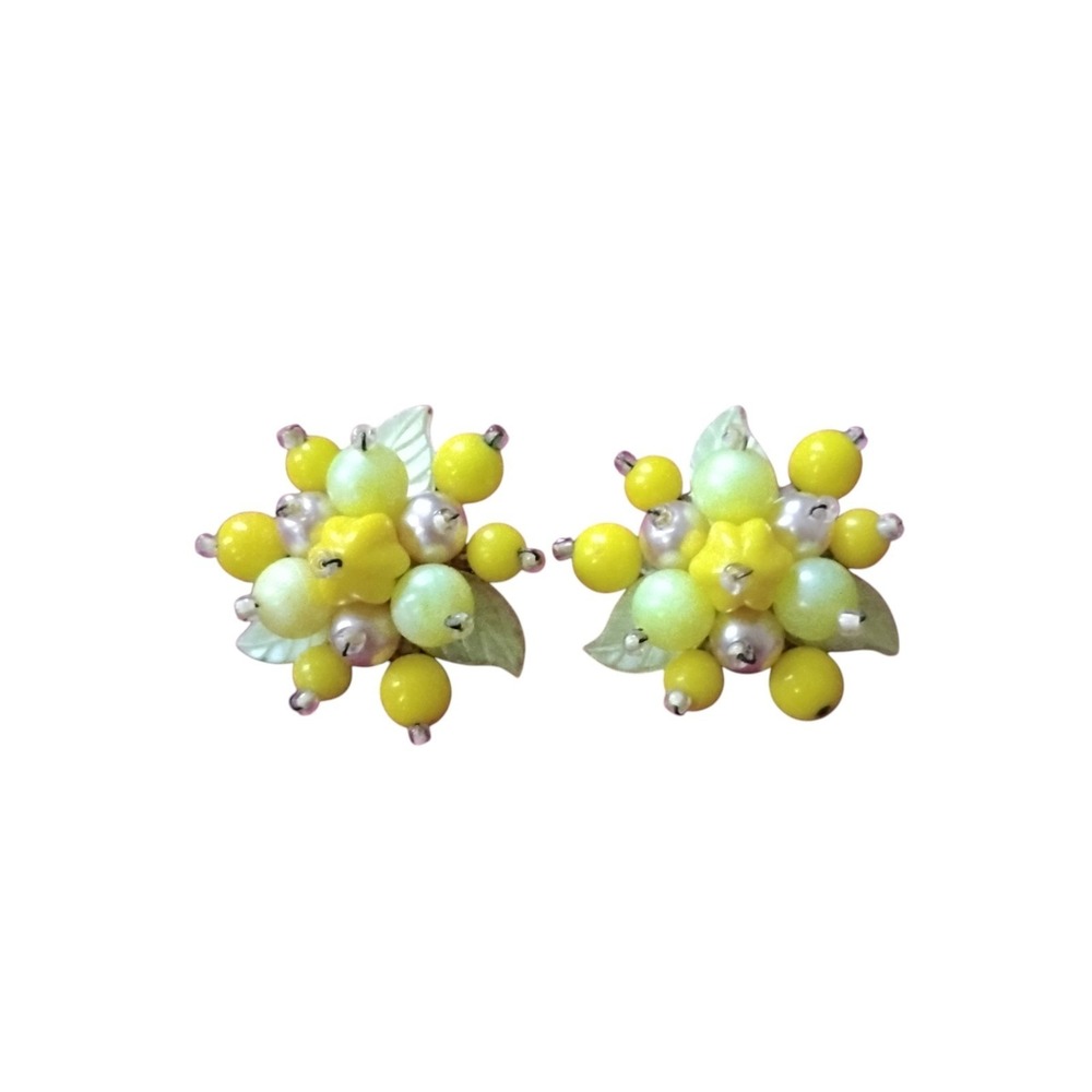 Vintage Yellow Floral Cluster Clip On Earrings Beaded Leaf Mid Century Retro